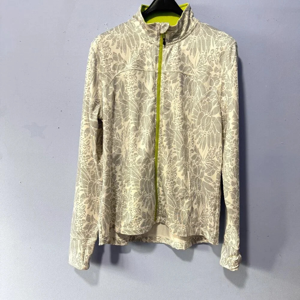 Mandetta size large workout long sleeve zip up